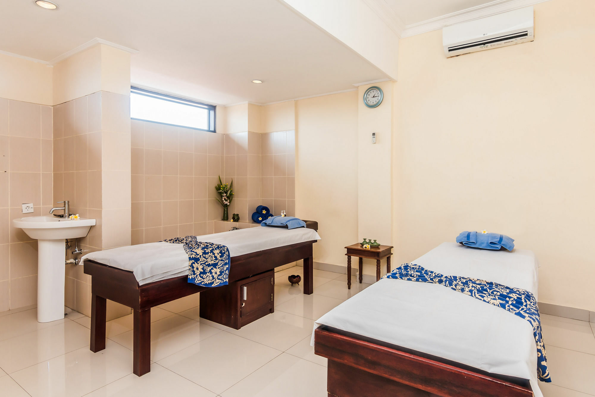 Zen Rooms Legian Melasti Kuta Lombok Esterno foto
