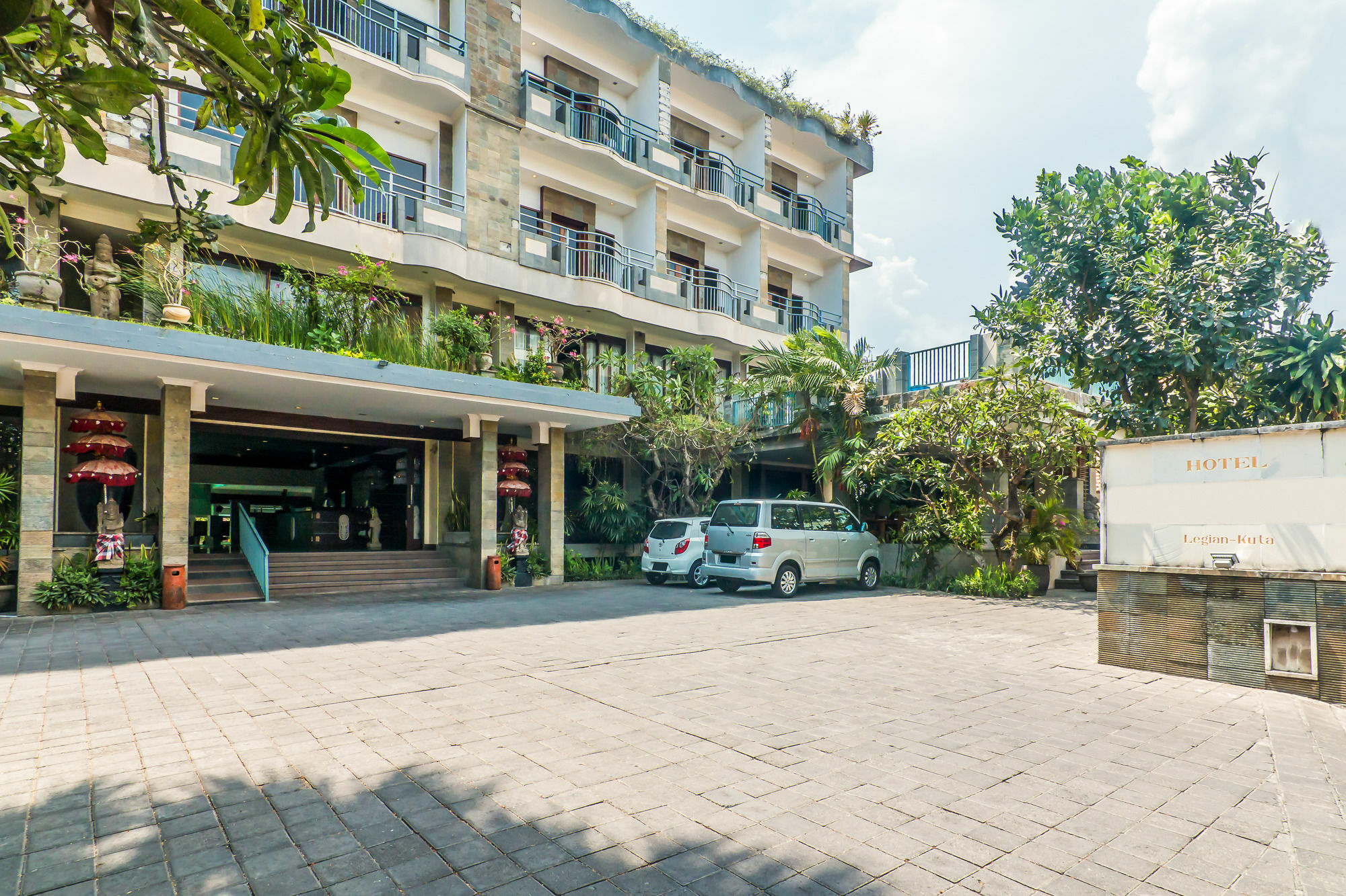 Zen Rooms Legian Melasti Kuta Lombok Esterno foto
